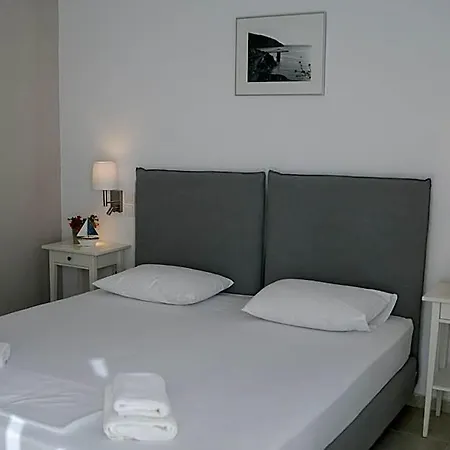 Indigo 3* Serifos Town
