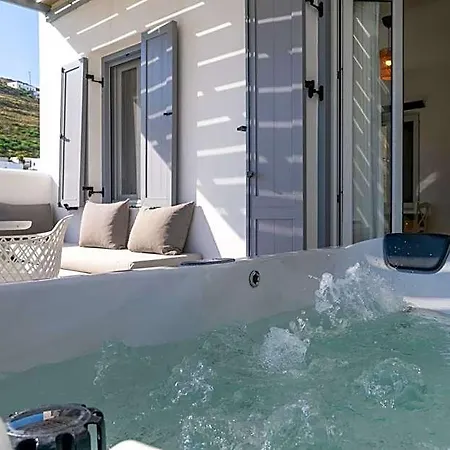 Indigo 3* Serifos Town